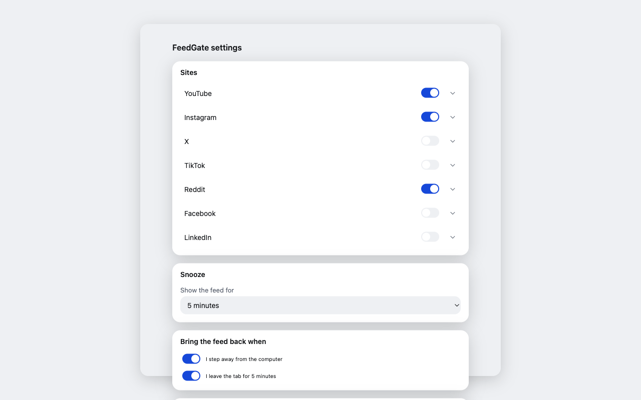 Settings page: per-site switches with expandable surfaces, snooze duration set to 5 minutes, and rules for bringing the feed back